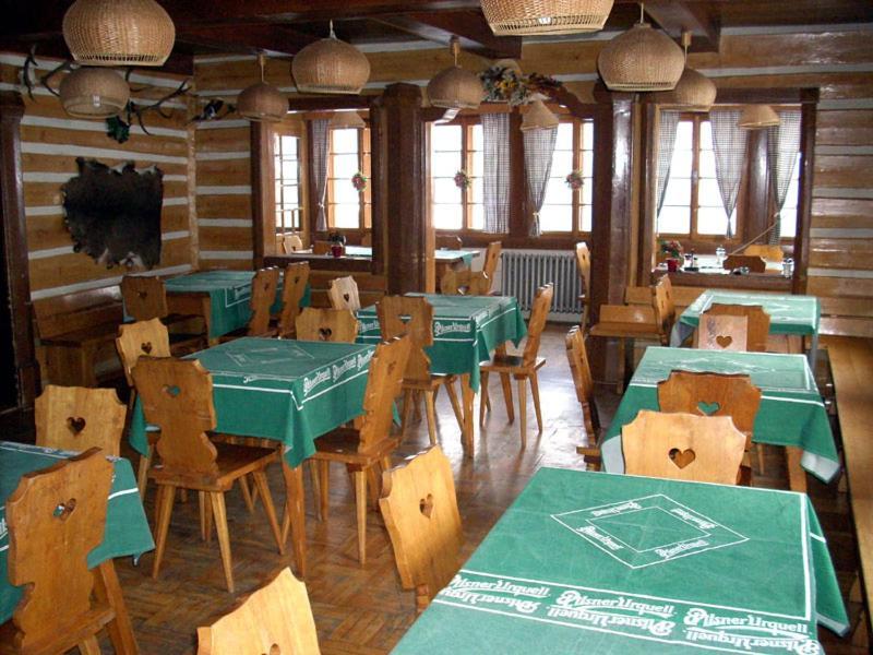 فندق بيتس بود سنيزكوفي  Capkova Chata المظهر الخارجي الصورة